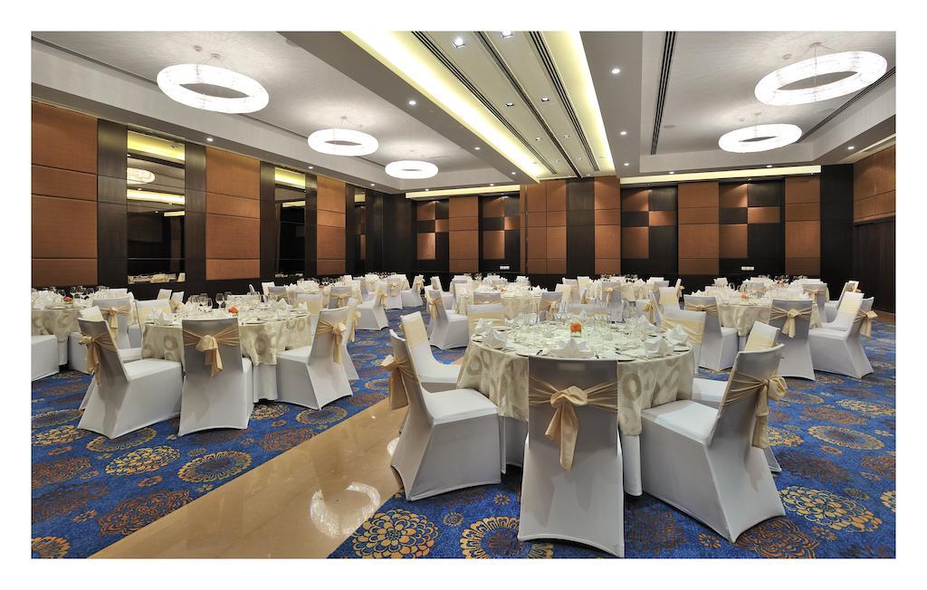The Anya Hotel-Golf Course Road غورغاون المظهر الخارجي الصورة