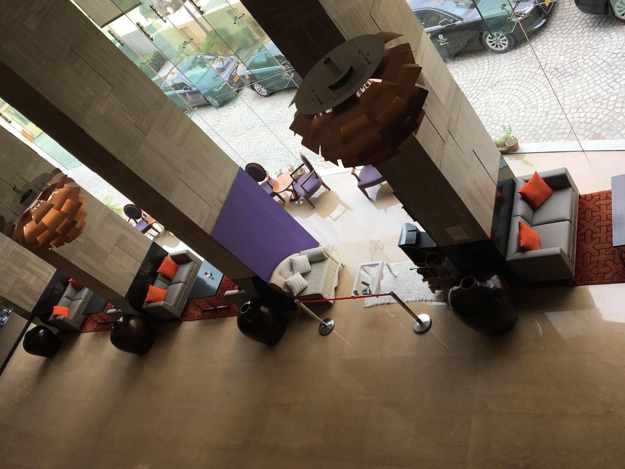 The Anya Hotel-Golf Course Road غورغاون المظهر الخارجي الصورة